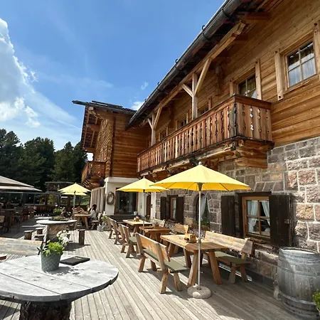 Da Mont Resciesa Bed & Breakfast Ortisei